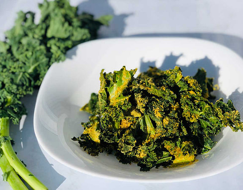 Easy Cheesy Vegan Kale Chips